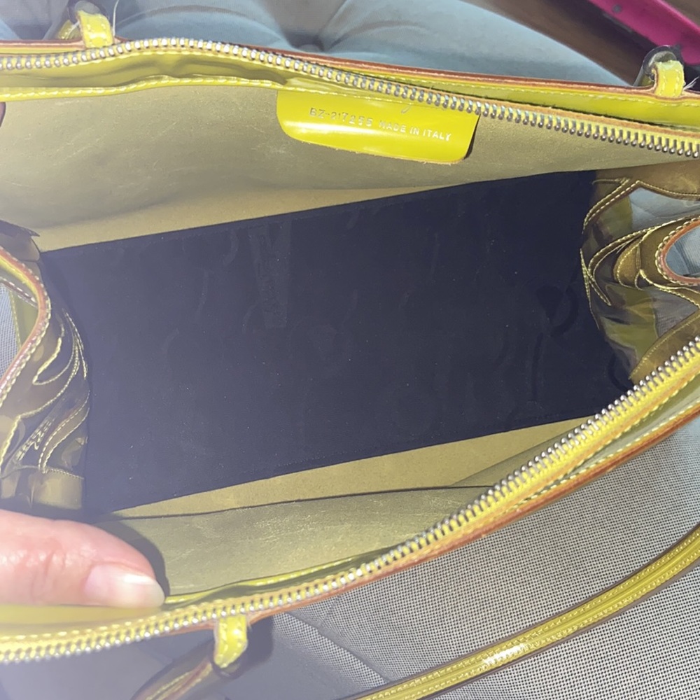 Vintage Ferragamo purse - Picture 9 of 11